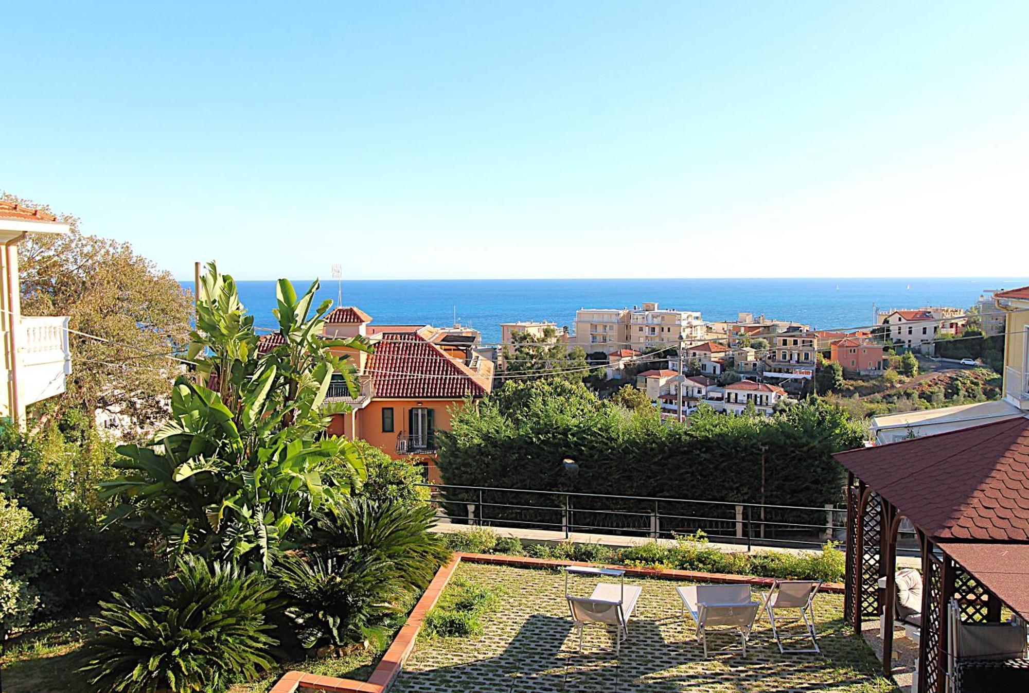 La Pace, Il Sole, Il Mare - Sanremo Casa Indipendente Vista Mare, Posto Auto Privato, Ampio Spazio Esterno Attrezzato, A Pochi Minuti Dalle Spiagge Exteriér fotografie